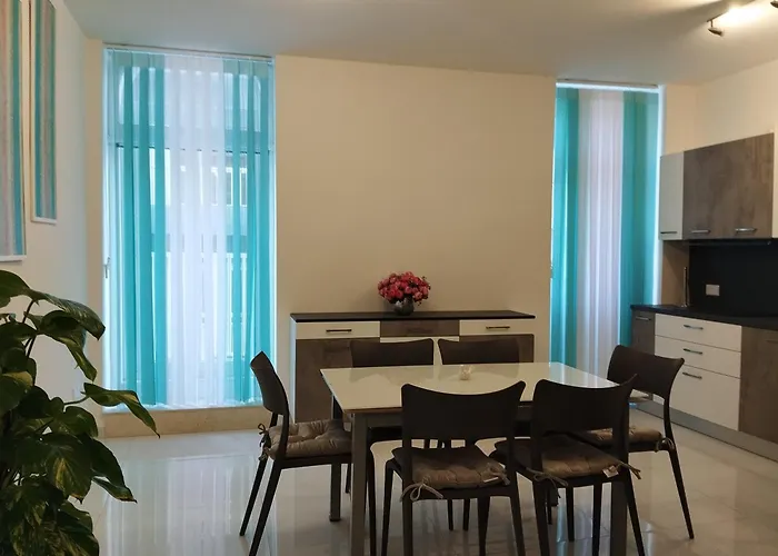 Pearl Apartments